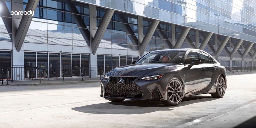 Lexus IS, sedan hạng sang cỡ nhỏ