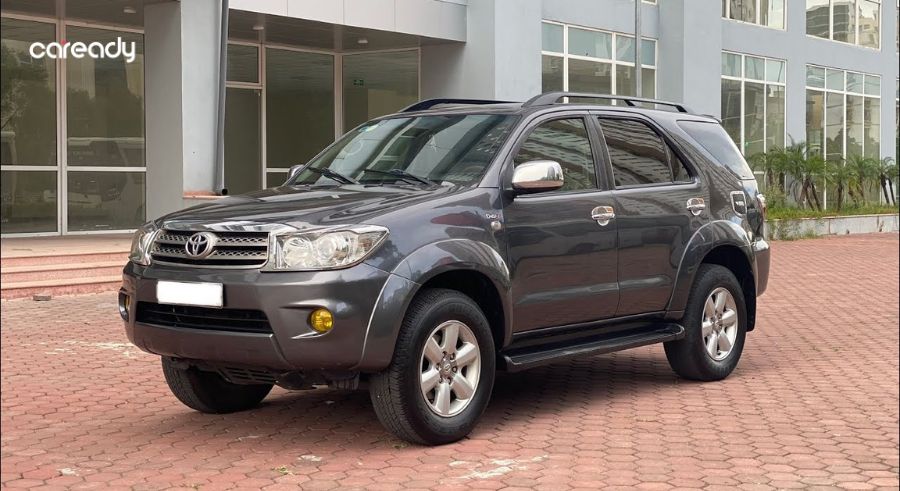 Toyota Fotuner 