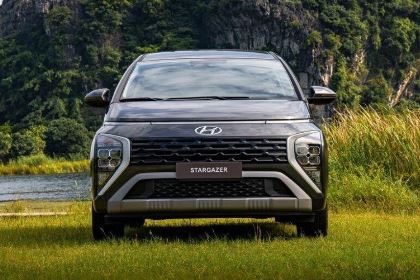 Hyundai Stargazer 1.5 AT tiêu chuẩn 2022