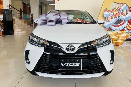 Toyota Vios 1.5 E CVT 2022 Trắng - Tặng bộ phụ kiện chính hãng