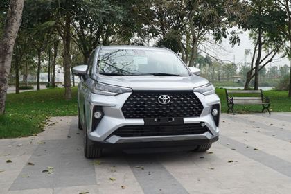 Toyota Veloz Cross 1.5 CVT 2022 Bạc - Trang bị đầy đủ công nghệ đạt tiêu chuẩn