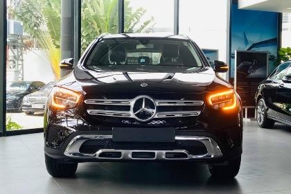 Mercedes-Benz GLC 200 2.0 I4 2022 Đen - Tặng bộ phụ kiện chính hãng