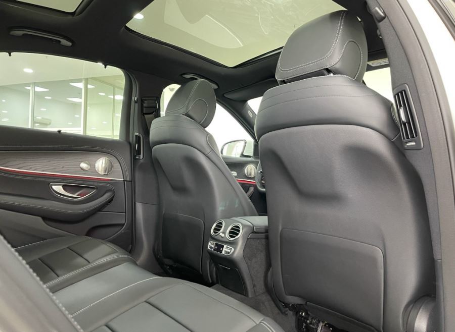 Mercedes-Benz E300 AMG 2022 - Màu trắng - Liên hệ: 0938528222 để nhận ưu đãi