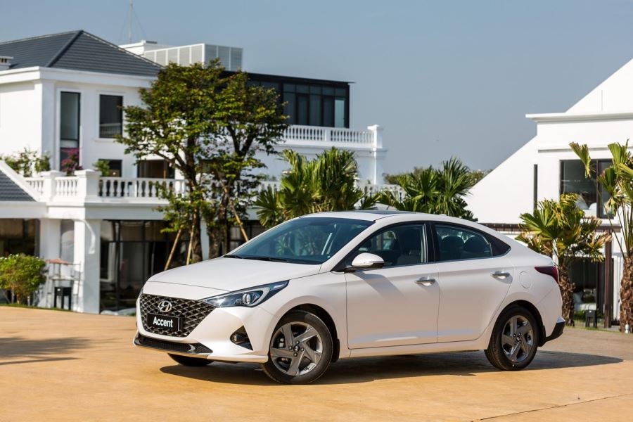 Sedan tháng 10: Hyundai Accent vẫn đứng đầu về doanh số