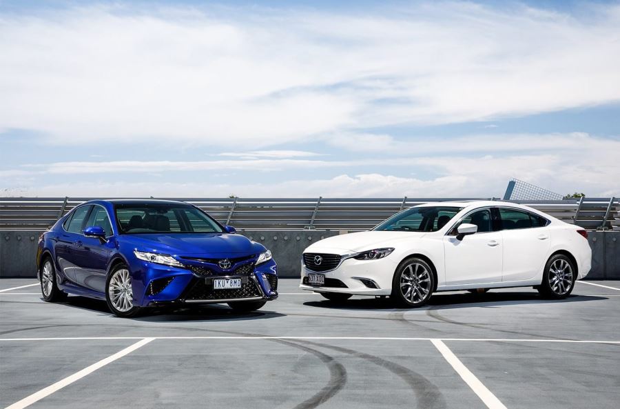 Sedan hạng D: Nên mua Mazda 6 hay Toyota Camry?